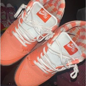 ‘Orange Lobster’ SB’s